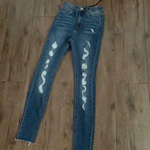 Skinny ripped jeans